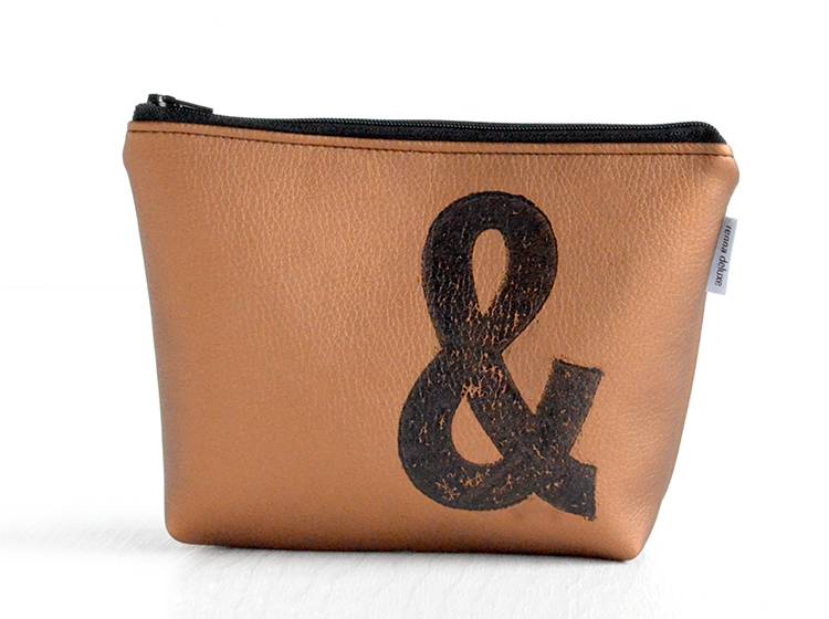 Renna Deluxe Kosmetiktasche Metallic BRONZE mit Buchstabe / vegan Saisonschlussverkauf