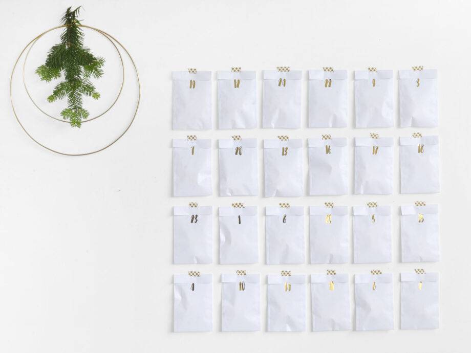 Renna Deluxe Adventskalender SILBER metallic mit weißen Tüten Letzte 2 Tage