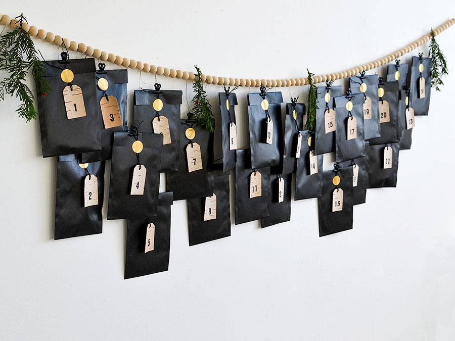 Renna Deluxe Adventskalender Zahlen Anhänger aus Birkenrinde Sonderangebot