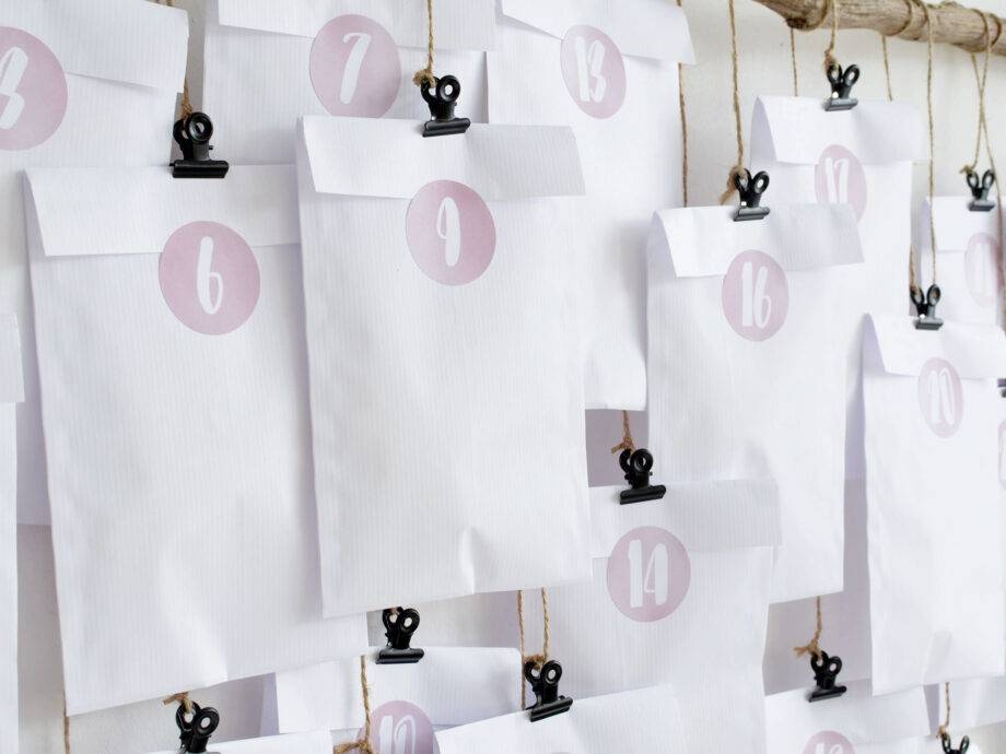 Renna Deluxe Adventskalender ROSA Handlettering Super Sparpreis