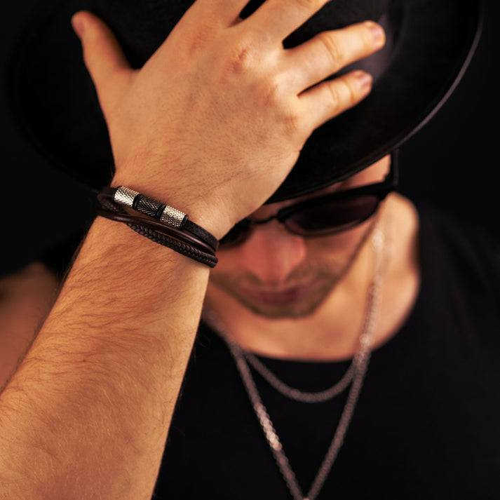 Save Brave Dreifaches Lederarmband Flynn mit Edelstahl Super Sparpreis