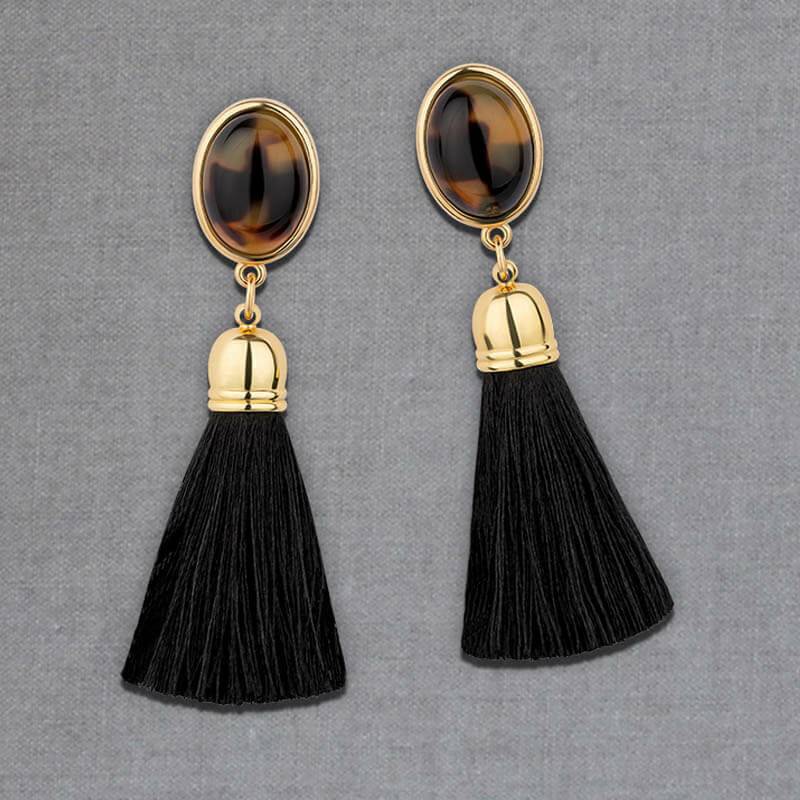 SchwesterSchwester Schwarze Ohrringe als Ohrstecker in Schildpattoptik mit schwarzer Quaste von AmuseToi Letzte 2 Tage