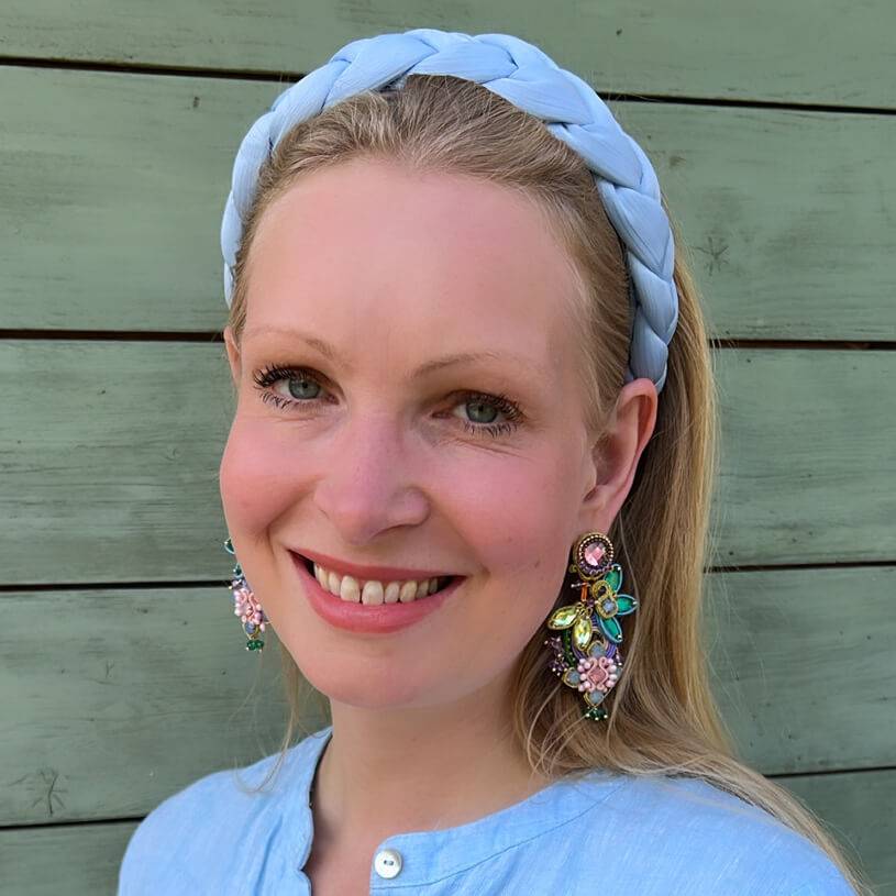 SchwesterSchwester Set aus Soutache-Ohrringen in pastelligen Farben und Satin-Haarreif in Hellblau Fabrikverkauf