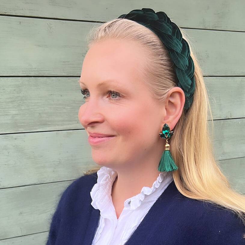 SchwesterSchwester Glitzernde Ohrstecker in Dunkelgrün mit edler Quaste von AmuseToi Top Angebot