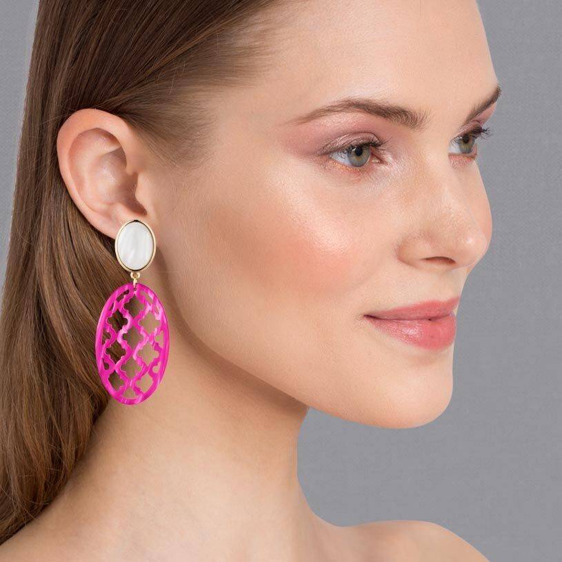SchwesterSchwester Vergoldete Ohrstecker in wunderschönem Perlmutt mit Oval in Pink im Marrakesch-Stil Super Sparpreis