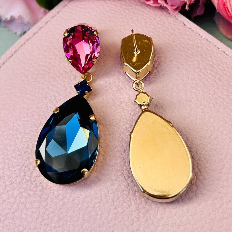 SchwesterSchwester Funkelnde Ohrstecker mit Glas-Kristallen in Pink und Dunkelblau Neueste Stile