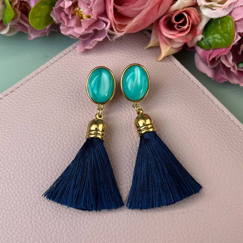 SchwesterSchwester Vergoldete Ohrstecker in Türkis mit Quaste in Marineblau von AmuseToi Super Rabatt