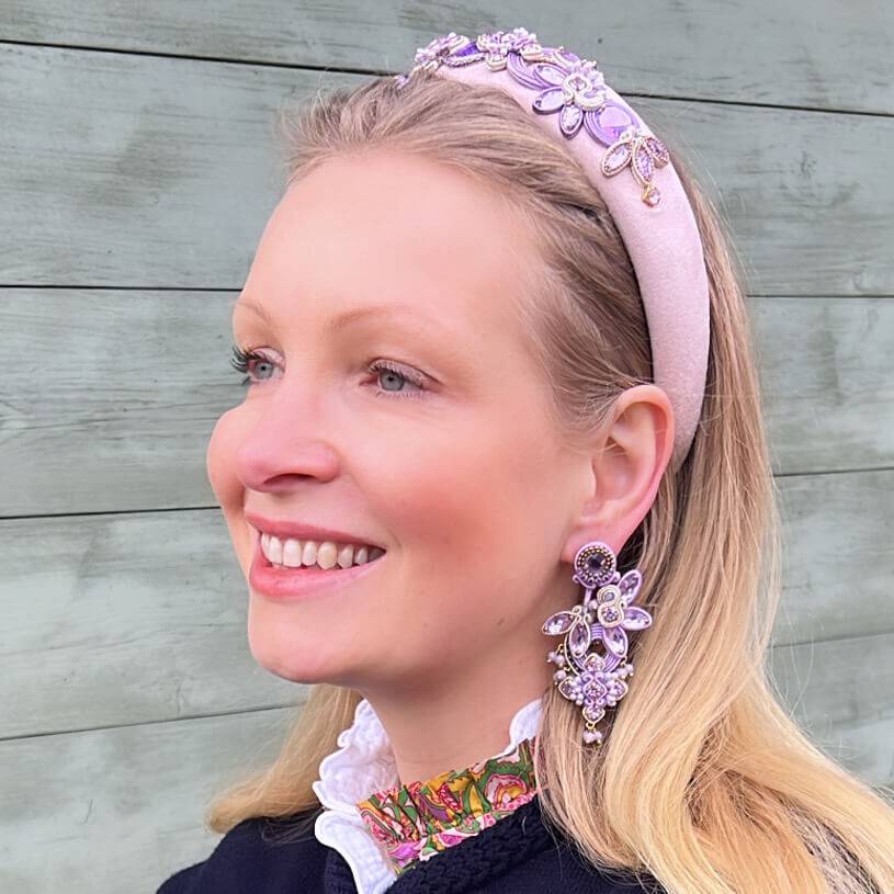 SchwesterSchwester Große Soutache-Ohrringe in Flieder und Champagner Super Sparpreis