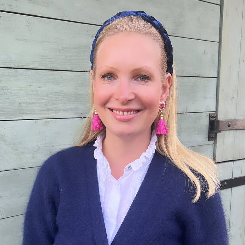 SchwesterSchwester Edel funkelnde Ohrstecker in Pink mit Quaste Tiefpreis