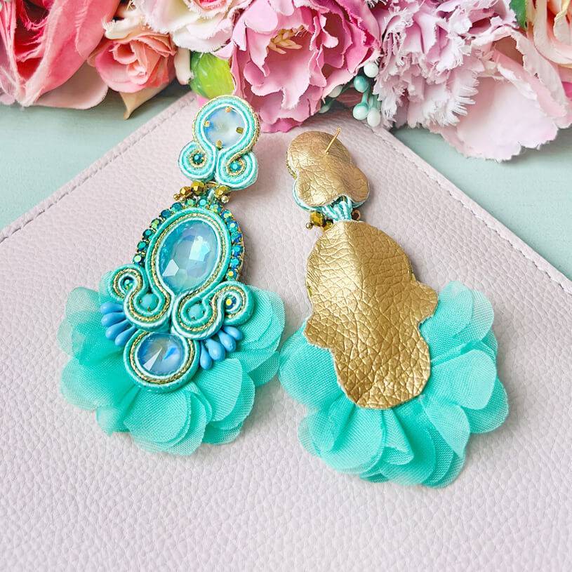 SchwesterSchwester Außergewöhnliche Soutache-Ohrringe in Türkis Bis zu 60% Rabatt
