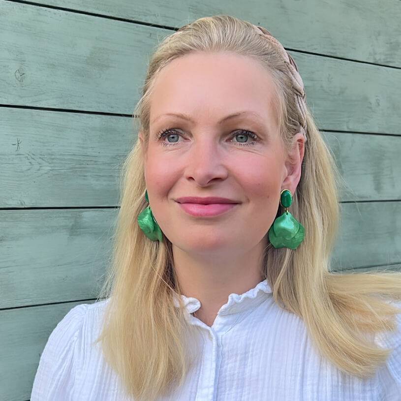 SchwesterSchwester Grüne Ohrringe mit Blütenblättern Riesige Rabatte