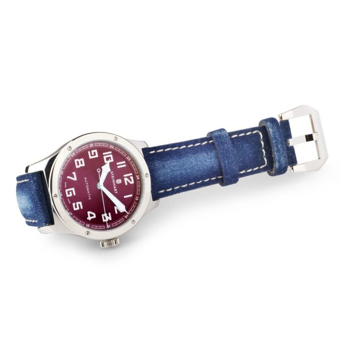 Steinhart Military 47 automatic red Begrenztes Angebot