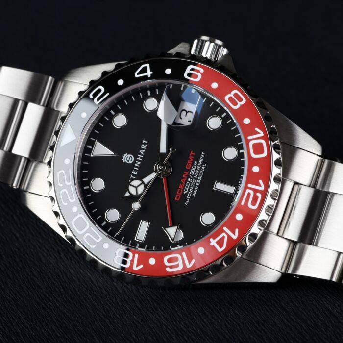 Steinhart Ocean 39 GMT BLACK-RED Ceramic Taucheruhr Räumungsverkauf