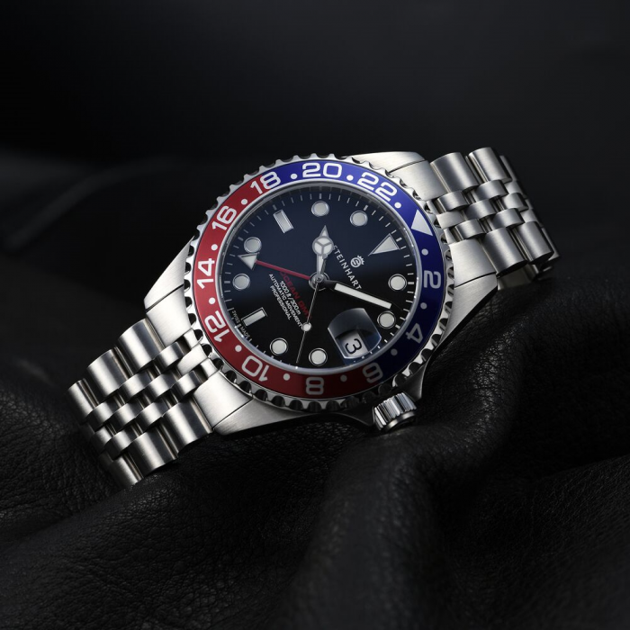 Steinhart Ocean 39 GMT BLUE-RED .2 Taucheruhr Kauf eins, bekomm eins gratis