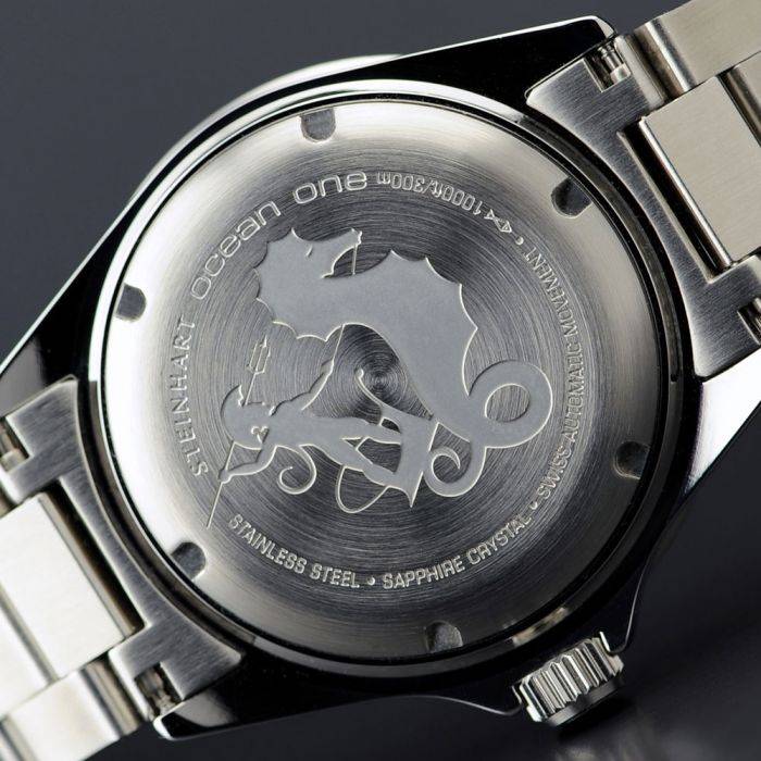 Steinhart Ocean One GMT BLACK-RED Taucheruhr Tiefpreis