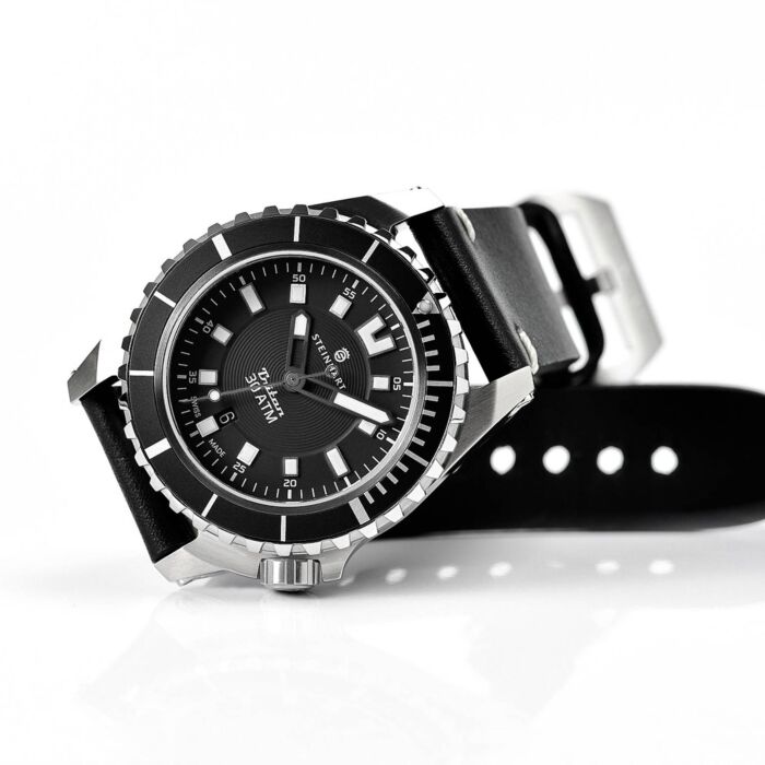 Steinhart Triton 30 ATM BLACK Taucheruhr Super Rabatt